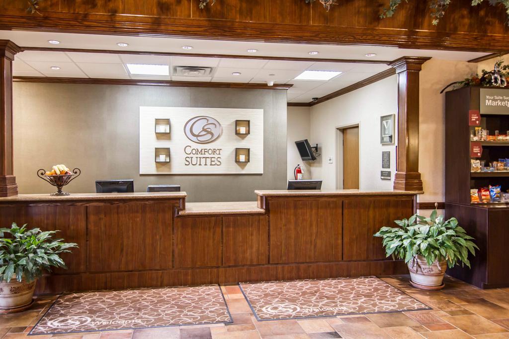 Comfort Suites Marshall Luaran gambar